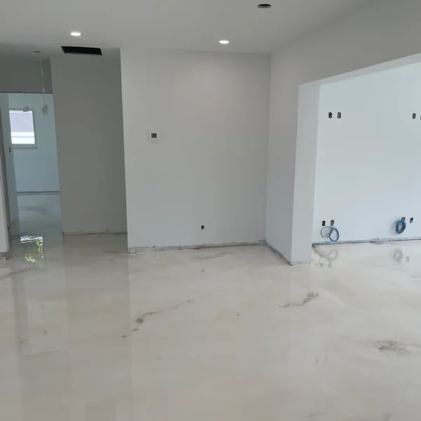 3 600x600